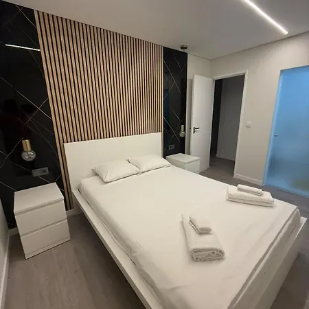 شقة Casa Noir Luxury 3br 2 Baths Near Lisbon & Sintra *