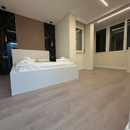 Casa Noir Luxury 3br 2 Baths Near Lisbon & Sintra