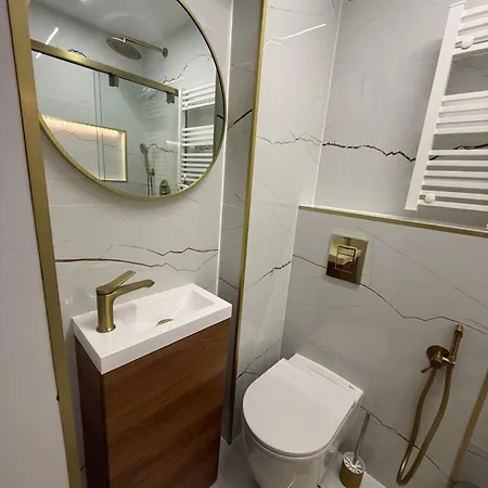 Casa Noir Luxury 3br 2 Baths Near Lisbon & Sintra * Queluz