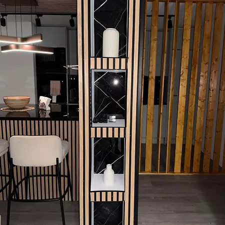 Casa Noir Luxury 3br 2 Baths Near Lisbon & Sintra شقة *