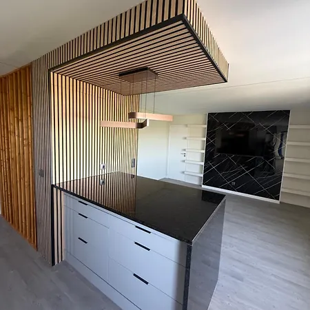Casa Noir Luxury 3br 2 Baths Near Lisbon & Sintra *