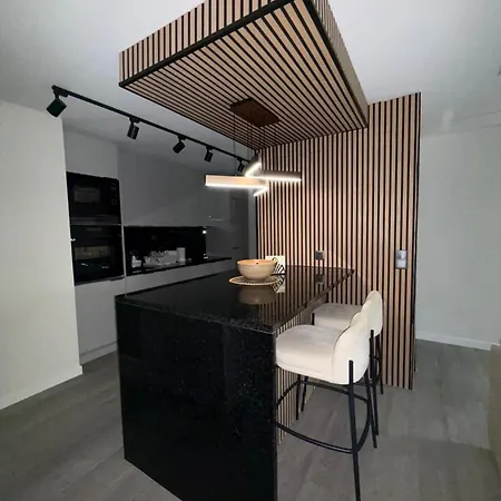 Casa Noir Luxury 3br 2 Baths Near Lisbon & Sintra * كويلوز